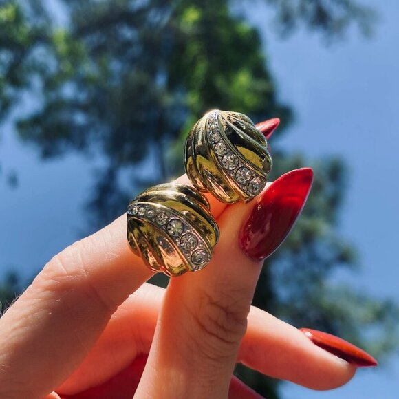 Monet Jewelry - Monet Gold Tone Clam Shell Rhinestone Clip On Earrings